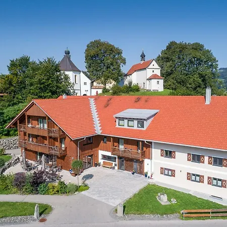 Hierlhof 3*