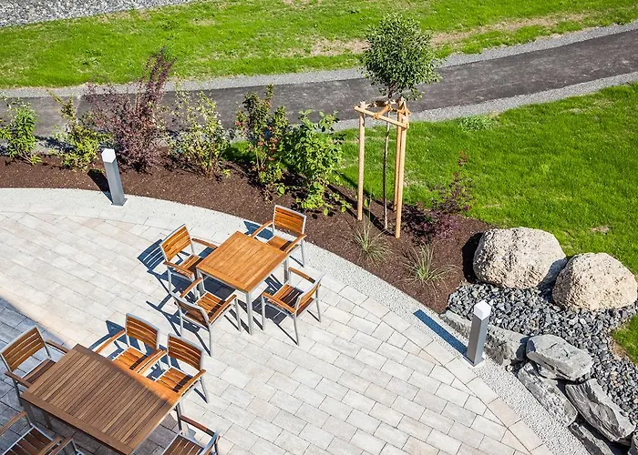 Hierlhof ايمنستادت ام الغو